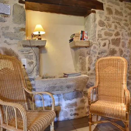 In Stunning Location Théminettes