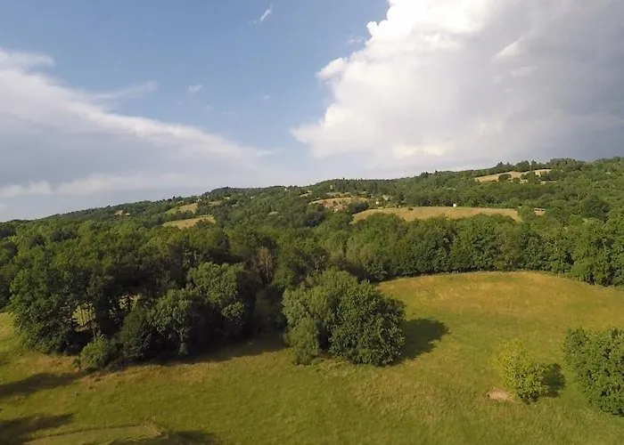 In Stunning Location *