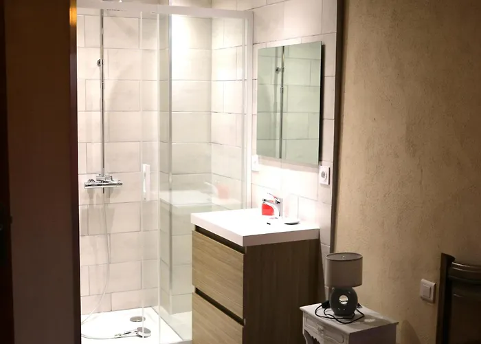 In Stunning Location 度假居 Théminettes